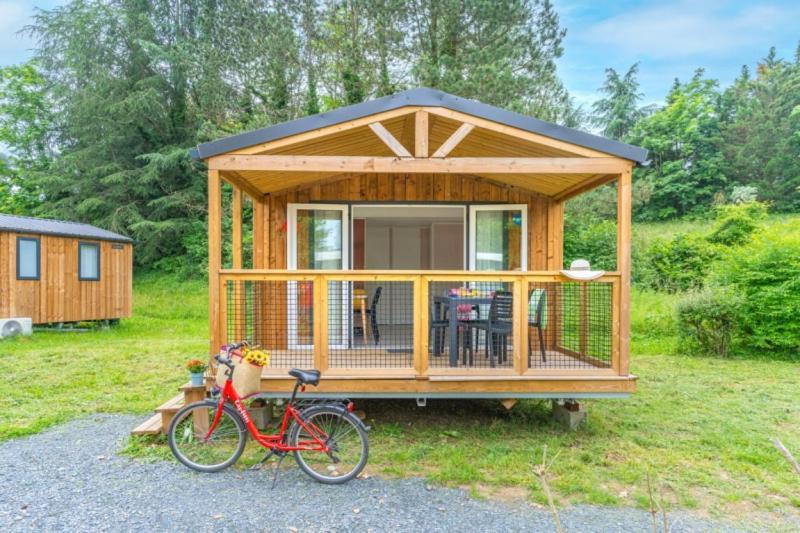 Le Camping Grand Cerf Hotell Gimouille Exteriör bild