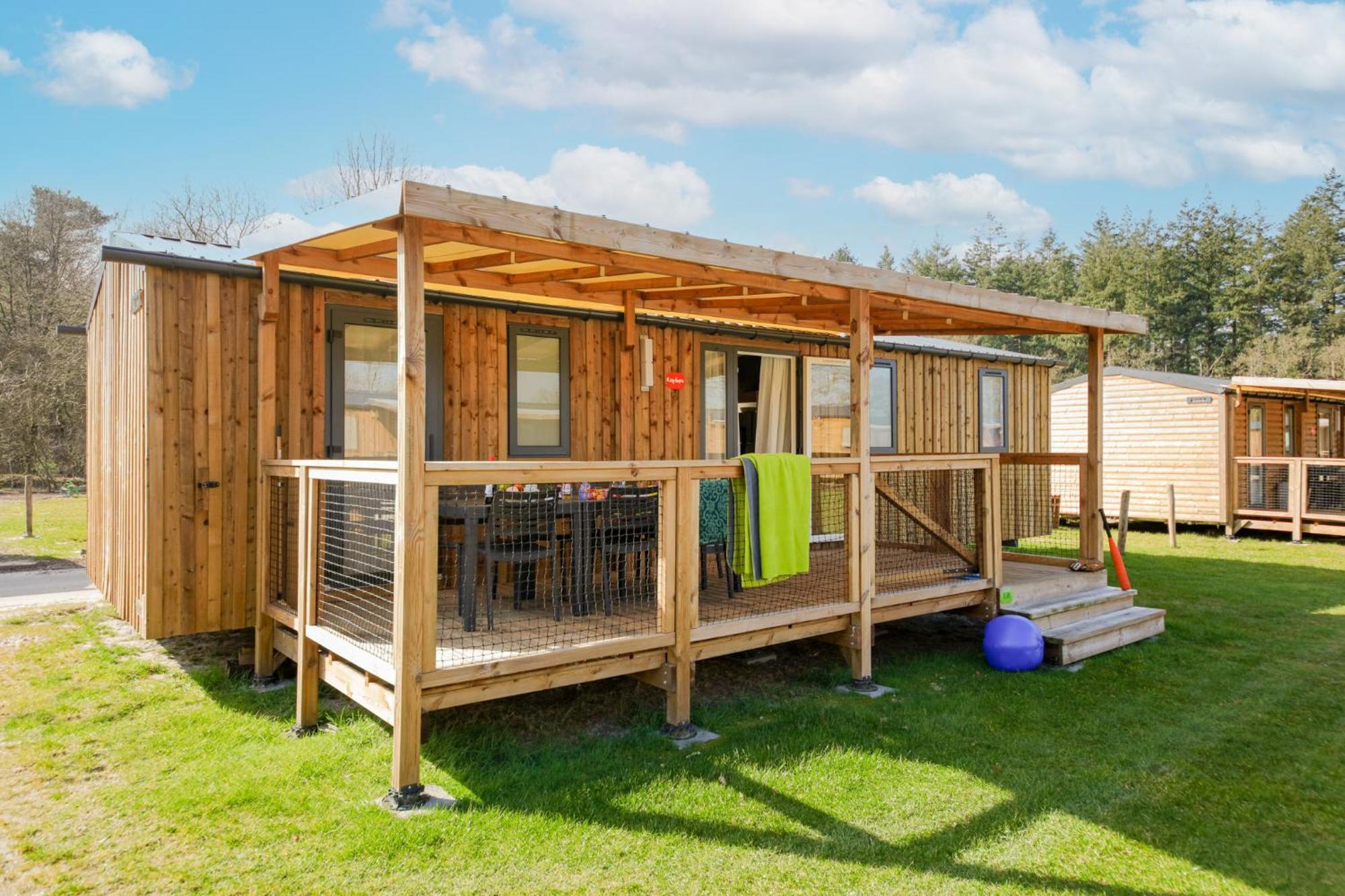 Le Camping Grand Cerf Hotell Gimouille Exteriör bild