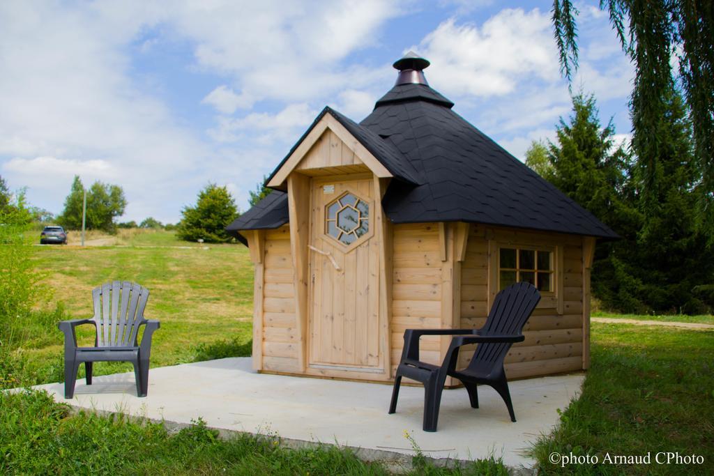 Le Camping Grand Cerf Hotell Gimouille Exteriör bild