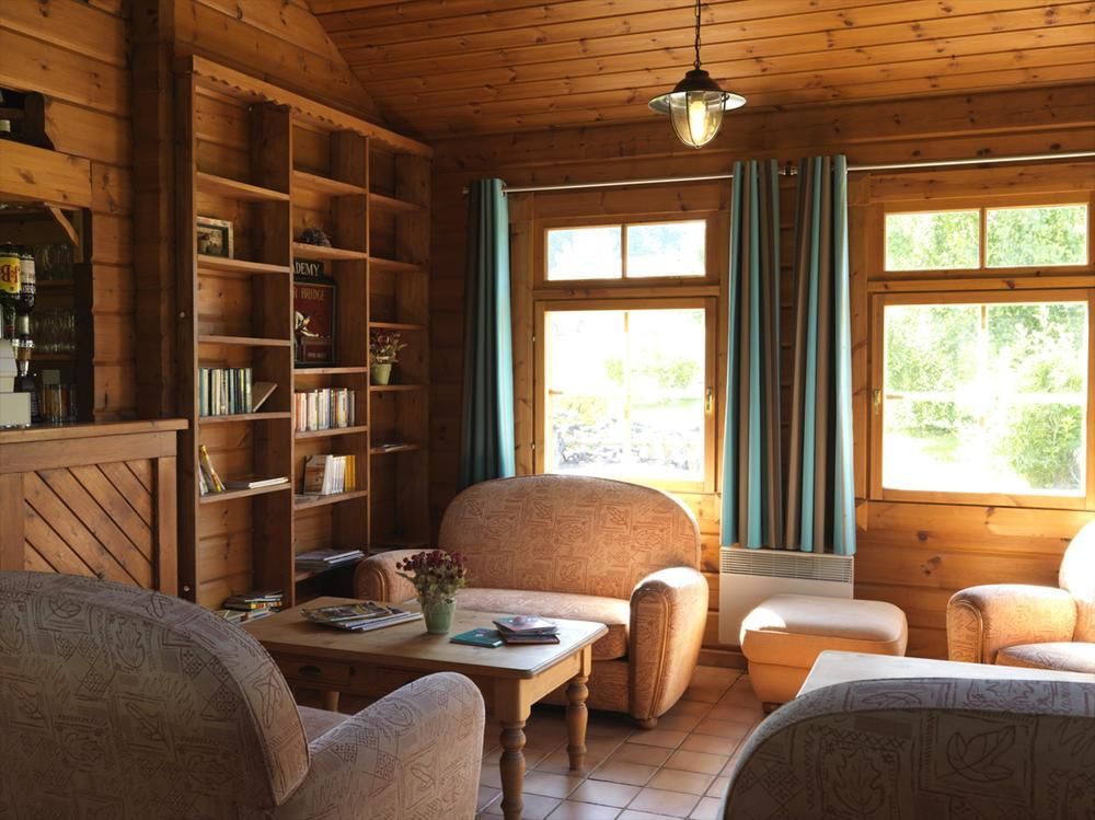 Le Camping Grand Cerf Hotell Gimouille Exteriör bild