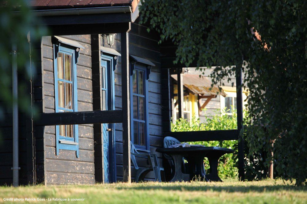 Le Camping Grand Cerf Hotell Gimouille Exteriör bild